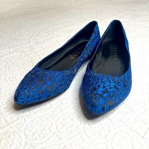 New York Transit Embroidered Flats